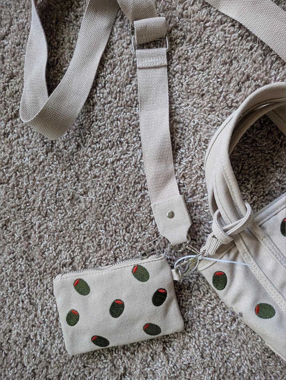 Madden Girl Olive Embroidered Mini Canvas Tote Bag Dual Crossbody And Clutch NWT - Picture 7 of 11